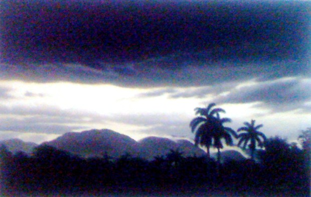 Mientras cae la noche, 2012. Óleo / lienzo, 65 x 100 cm, Col. Nivaldo Carbonell